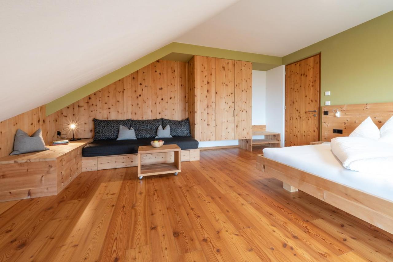 Biobauernhof St. Quirinus Apartment Caldaro Luaran gambar