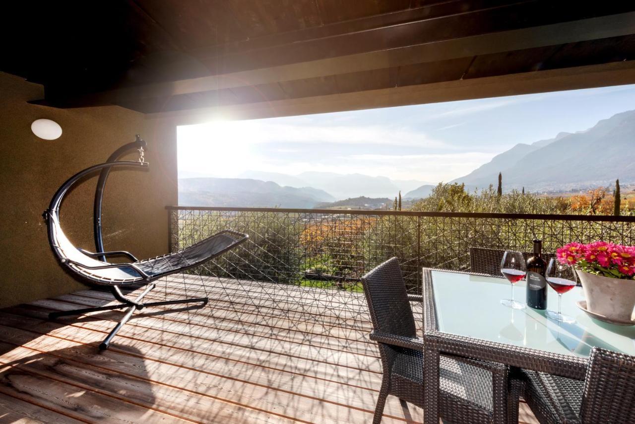 Biobauernhof St. Quirinus Apartment Caldaro Luaran gambar
