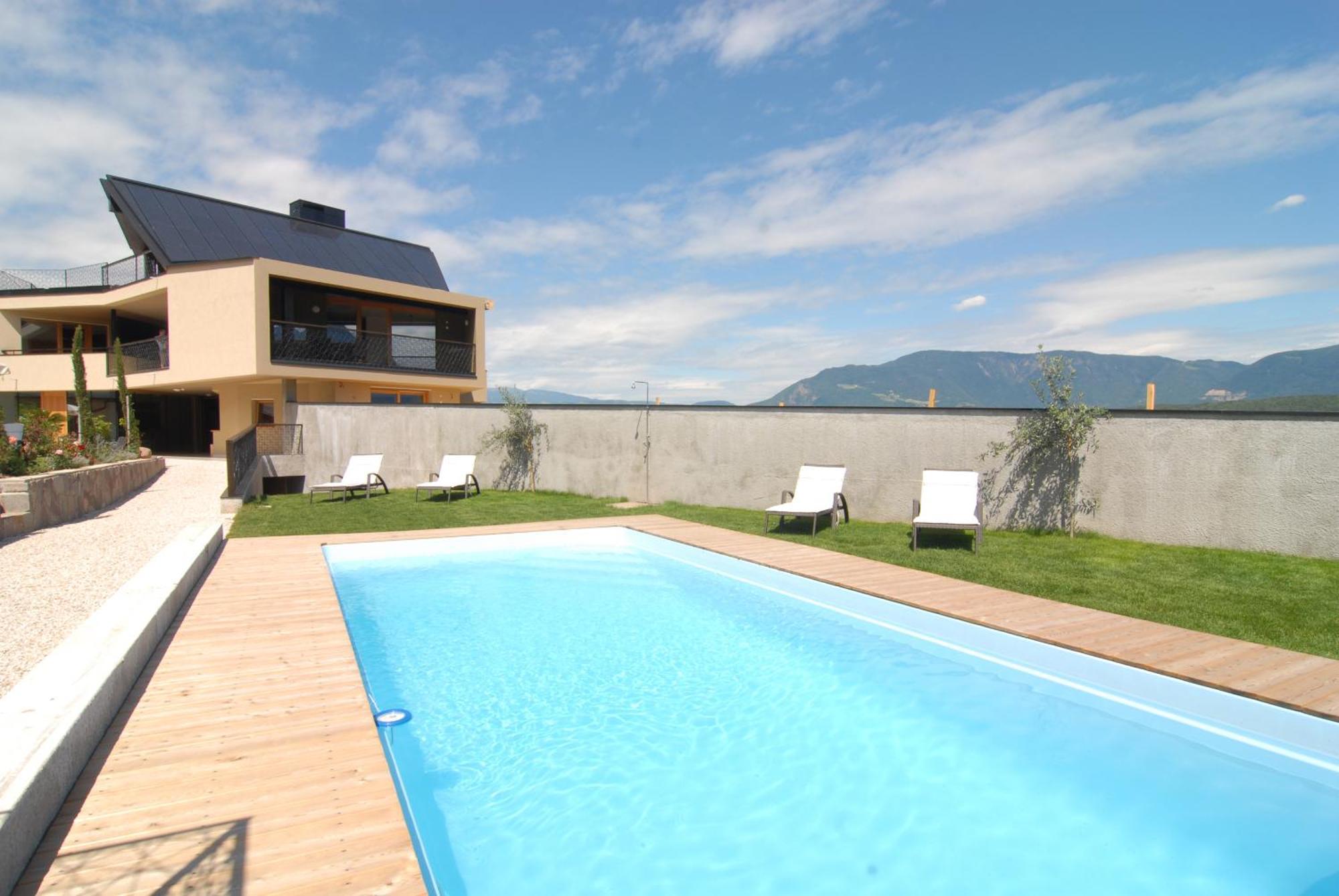Biobauernhof St. Quirinus Apartment Caldaro Luaran gambar