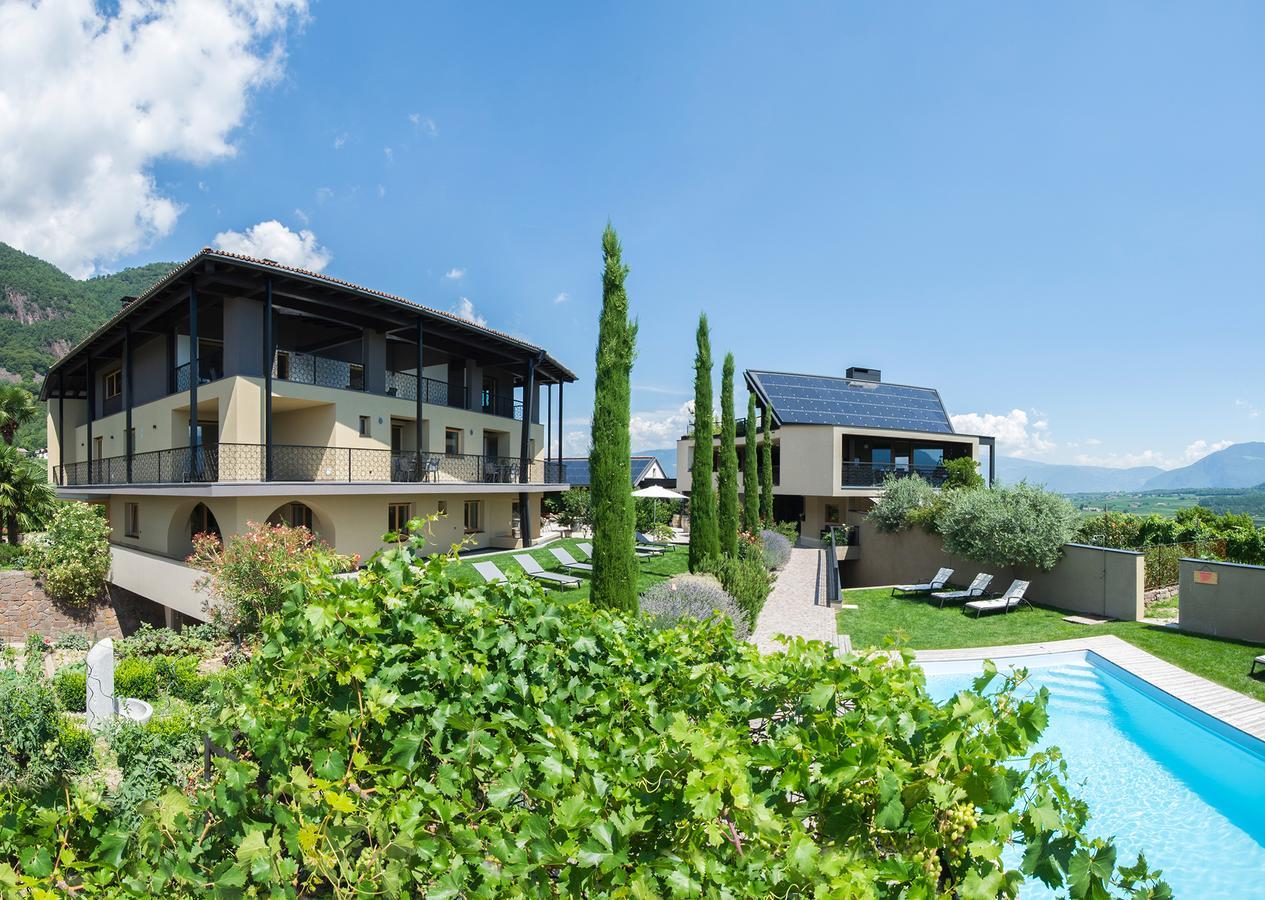Biobauernhof St. Quirinus Apartment Caldaro Luaran gambar