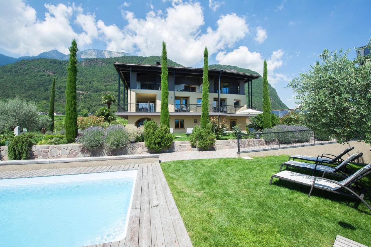 Biobauernhof St. Quirinus Apartment Caldaro Luaran gambar
